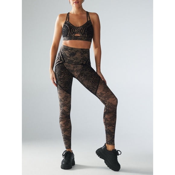 Sz XS Savage X Fenty Special FX High Waist Leggings Terracotta Distorted Lace - Picture 6 of 11